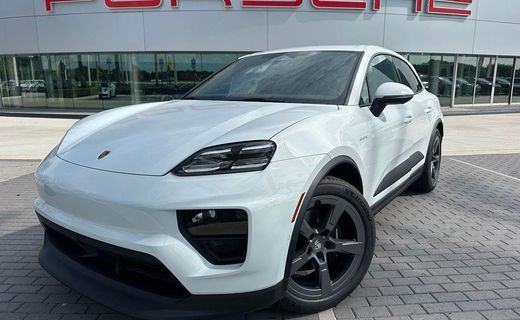 2026 Porsche Macan