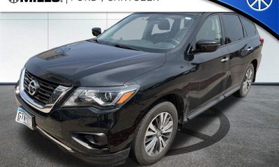 2020 Nissan Pathfinder S