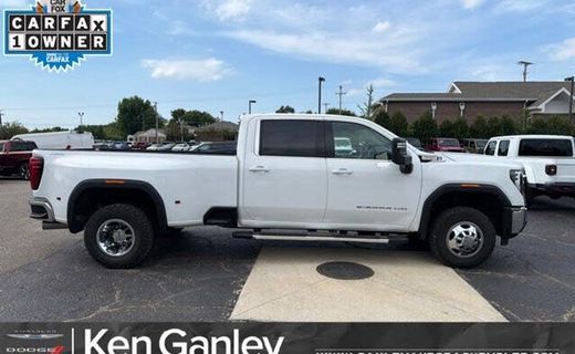 2025 GMC Sierra HD SLE