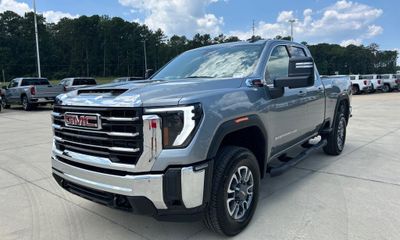 2026 GMC Sierra HD SLE