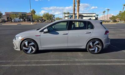 2024 Volkswagen Golf GTI S