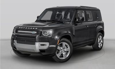 2024 Land Rover Defender 110 S