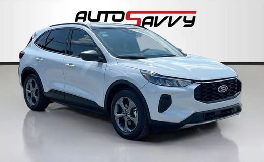 2025 Ford Escape ST Line