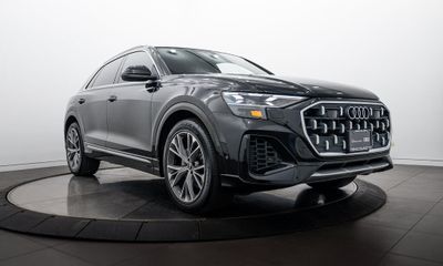 2024 Audi Q8 Prestige