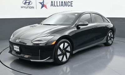 2024 Hyundai Ioniq 6 SE