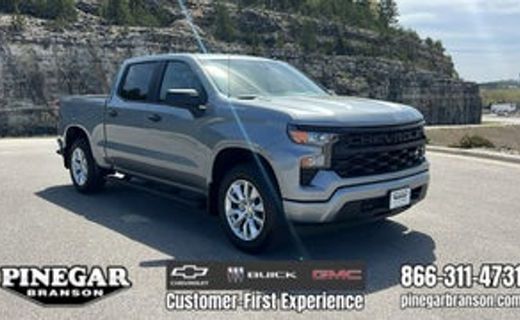 2026 Chevrolet Silverado Custom