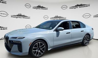 2025 BMW 740I xDrive