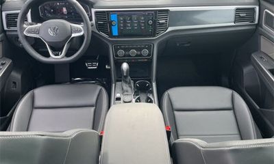 2022 Volkswagen Atlas Cross Sport 4Motion SEL R