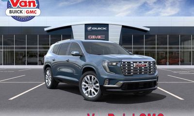 2025 GMC Acadia Denali