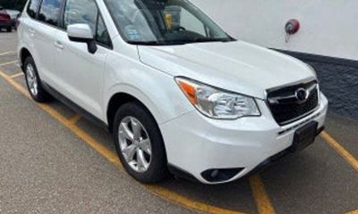 2015 Subaru Forester Premium Moonroof Navi
