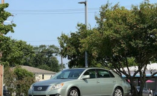 2008 Toyota Avalon XLS