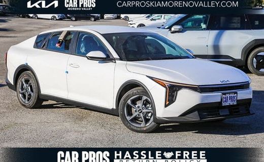 2026 Kia K4