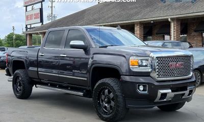 2016 GMC Sierra Denali