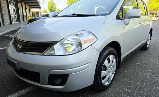 2011 Nissan Versa S