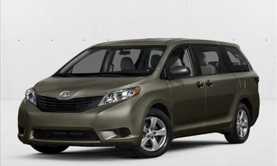 2015 Toyota Sienna LE