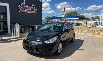 2012 Hyundai Accent GLS Middle Grade