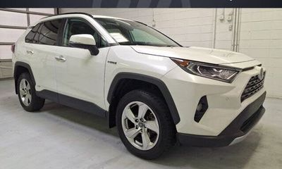 2019 Toyota RAV4 LTD