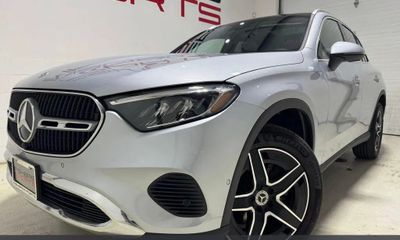 2026 Mercedes-Benz GLC-Class GLC300