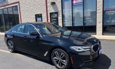 2023 Jaguar XF SE