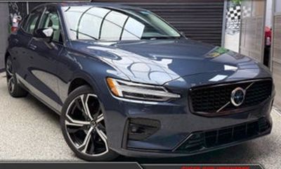 2024 Volvo S60 Plus Dark