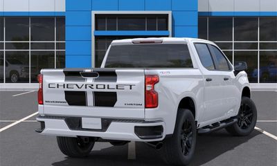 2022 Chevrolet Silverado LTD Custom