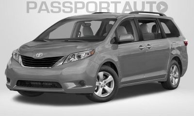 2015 Toyota Sienna LE