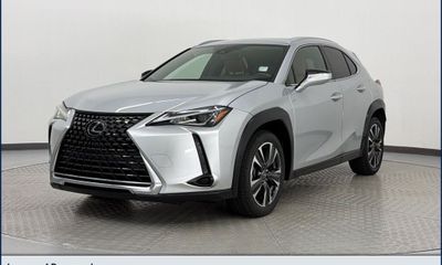 2019 Lexus UX 200 Base Luxury