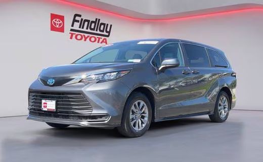 2025 Toyota Sienna LE