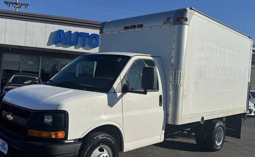 2010 Chevrolet Express 3500 Cutaway