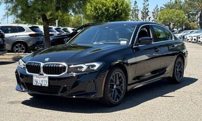 2026 BMW 330i