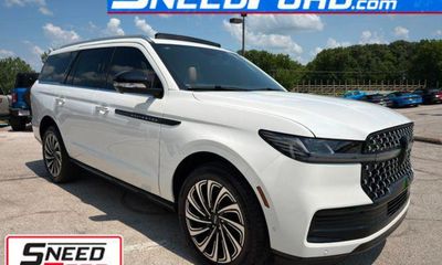 2025 Lincoln Navigator Black Label