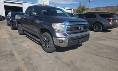 2014 Toyota Tundra SR5
