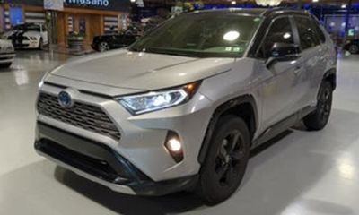 2020 Toyota RAV4 LE HV
