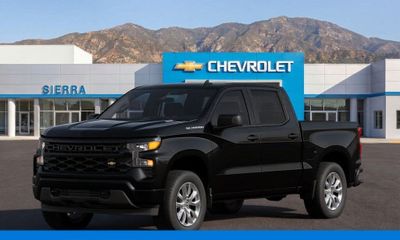 2026 Chevrolet Silverado Custom