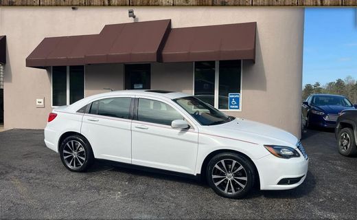 2013 Chrysler 200 Touring