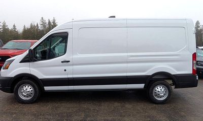 2026 Ford Transit Medium Roof