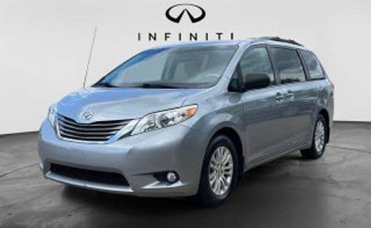 2011 Toyota Sienna LE