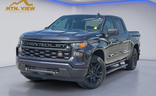 2023 Chevrolet Silverado Custom