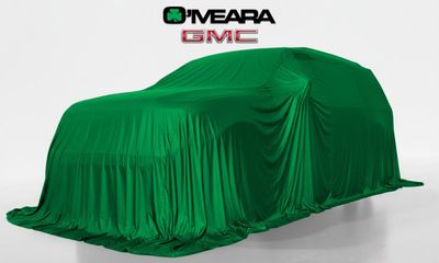 2025 GMC Sierra SLT