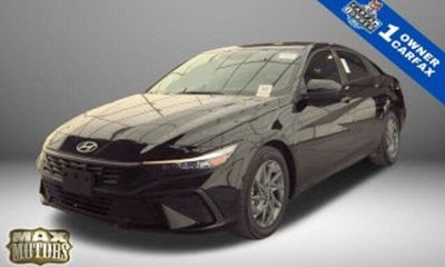 2025 Hyundai Elantra Blue SEL Sport