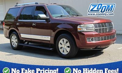2010 Lincoln Navigator Standard