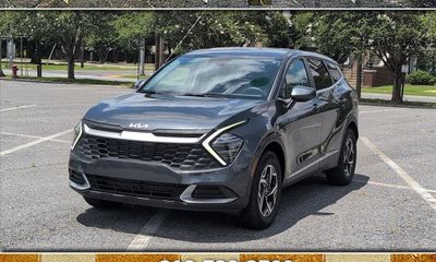 2024 Kia Sportage LX