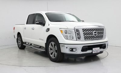 2017 Nissan Titan SV