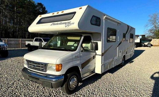 2006 Ford E-450