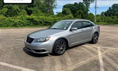 2013 Chrysler 200 Limited