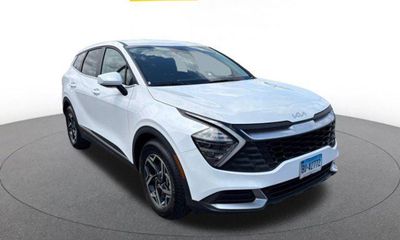 2025 Kia Sportage LX