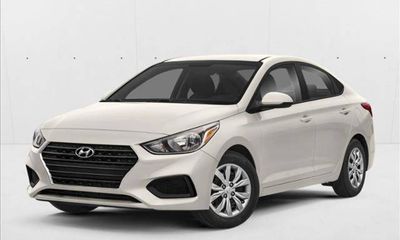 2018 Hyundai Accent SE AND SEL