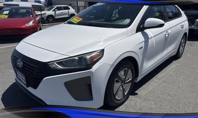 2019 Hyundai Ioniq Blue HEV