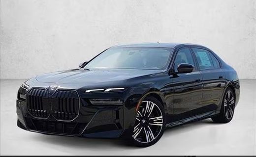 2026 BMW 740i