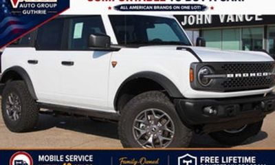2026 Ford Bronco Outer Banks